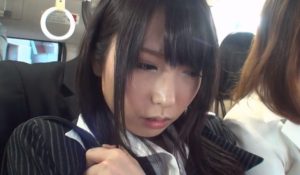 【OL痴漢】超タイプのエロそうなOLお姉さんにチンコ擦り付けてみたら以外と従順にフェラしてきた(笑)多分欲求不満だろうからデカチンで突いたらめちゃエロかったわ♡