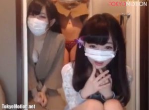 【無修正ライブチャット】【神回】三人のえっちな素人美少女のそれぞれ無修正オナニーが見れる最強動画がコチラ♡皆綺麗なパイパンにディルドを入れてカメラの前で羞恥オナニー♪