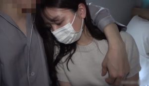 【美少女ハメ撮り】コンカフェにいそうな素人お姉さんを巣の状態でコスプレさせてご奉仕させる贅沢ハメ撮り♡チ〇ポをローション付けてナデナデしてる様子がえっちぃ♪