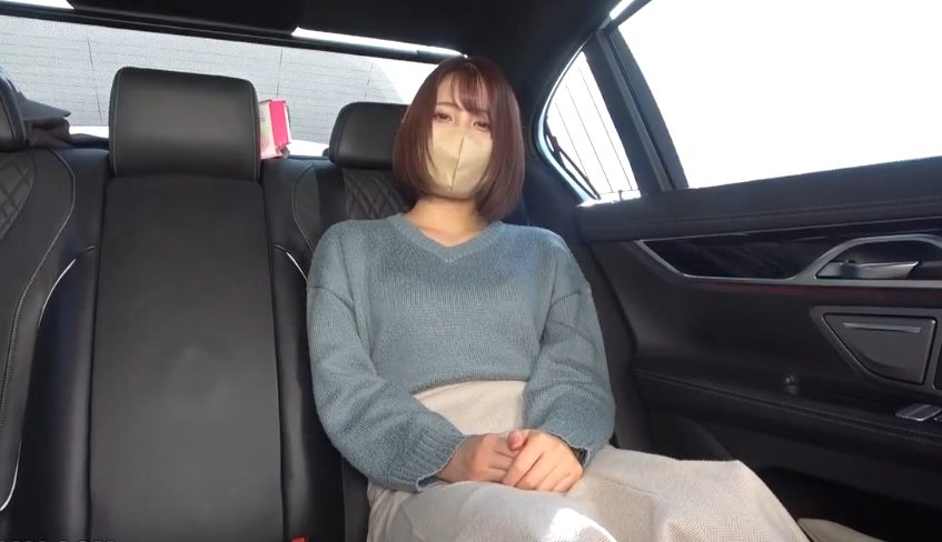 【美少女ハメ撮り】可愛いスケベ女子と車内でカーセハメ撮り♡敏感な身体を手マンしたりクンニしたりフェラさせたりのやりたい放題♪