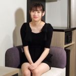 【美少女ハメ撮り】【神回】ロリ顔がとっても可愛い笑顔のアイドル級美少女ちゃんが綺麗なお口に大人の極太チ〇ポを咥えちゃう♡小さいロリ体型に大人チ〇ポハメられて気持ちよくなっちゃう♪