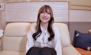 【美少女ハメ撮り】笑顔がピカピカで眩しいくらいの最強美少女ちゃんがまさかのハメ撮り撮影♡綺麗で可愛い素人ギャルちゃんのえっちな姿が見れます♪