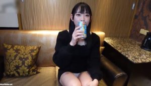 【美少女ハメ撮り】【ハメ潮】お酒の飲み過ぎてハメ撮りしたら玩具でもチ○ポでも潮吹きしちゃう淫乱素人美少女ちゃんとのハメ撮り記録♡